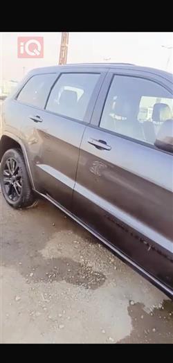 جيب جراند شيروكي